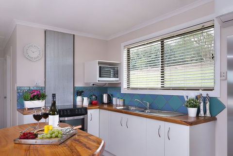 Jacaranda Cottages - Phillip Island Accommodation 8