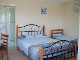 Beale's BedFish & Breakfast - Phillip Island Accommodation 0