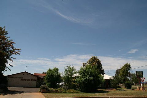 Forest Lodge Motor Inn & Restaurant - Phillip Island Accommodation 0