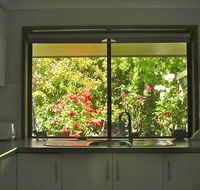 Myamba House Kyneton - Phillip Island Accommodation