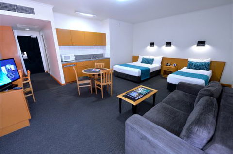 Darwin Central Hotel - Phillip Island Accommodation 11