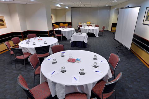 Darwin Central Hotel - Phillip Island Accommodation 13