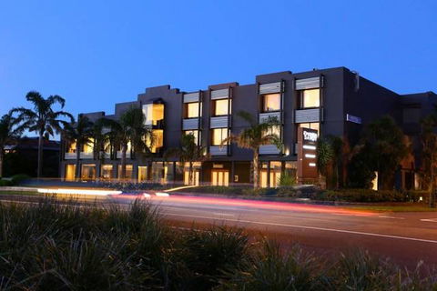 The Brighton Savoy Hotel - Phillip Island Accommodation 0