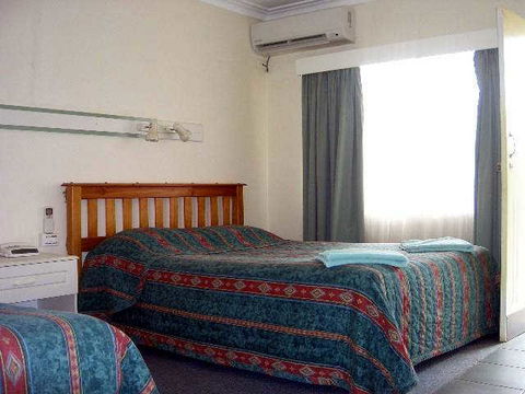 Town Centre Motel - Phillip Island Accommodation 1