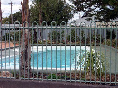 Town Centre Motel - Phillip Island Accommodation 2