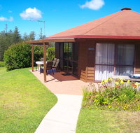 Whispering Pines - Phillip Island Accommodation