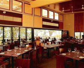 Dugong Beach Resort - Phillip Island Accommodation 2