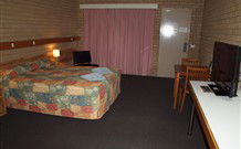 Holbrook Town Centre Motor Inn - Holbrook - Phillip Island Accommodation 0