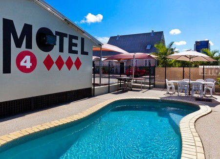 Caboolture Central Motor Inn - Phillip Island Accommodation 0