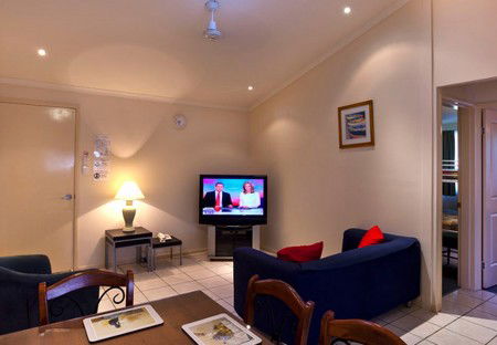 Caboolture Central Motor Inn - Phillip Island Accommodation 2