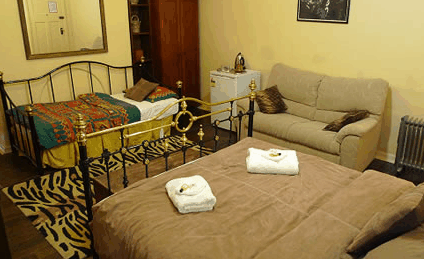 Edinburgh Gallery Bed And Breakfast - Phillip Island Accommodation 1