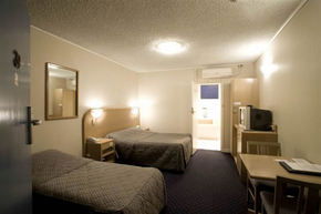 Dorset Gardens Hotel - Phillip Island Accommodation 0