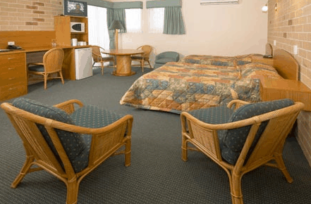 Caboolture Riverlakes Motel - Phillip Island Accommodation 0