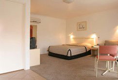 Argyle Terrace Motor Inn - Phillip Island Accommodation 2