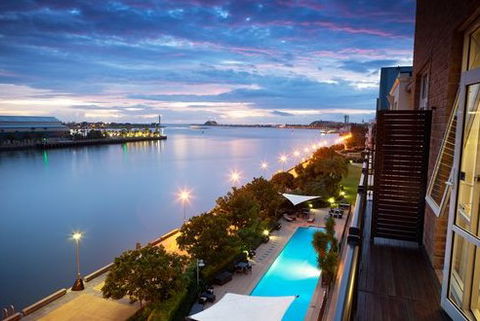 Crowne Plaza Newcastle - Phillip Island Accommodation 0