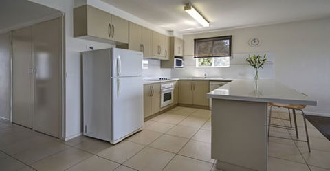 Albacore Luxury Holiday Apartments - Phillip Island Accommodation 2
