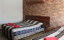 Woomargama Village Hotel Motel - Phillip Island Accommodation 0