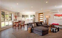 Amazing Country Escapes - Lakeview Luxury Cabins - Phillip Island Accommodation 1