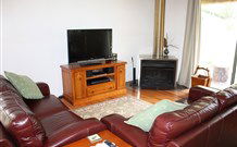 Ghost Hill Road - Phillip Island Accommodation 5