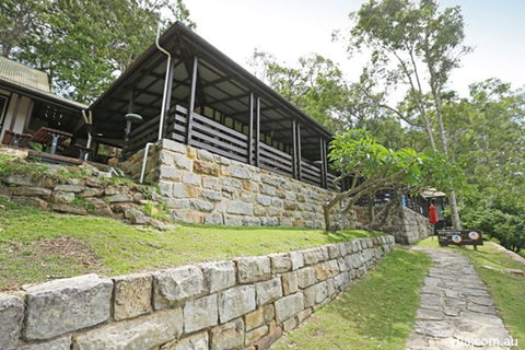 Sydney - Pittwater YHA - Phillip Island Accommodation 0
