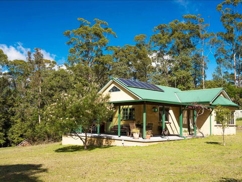 Narrawallee Creek Studio - Phillip Island Accommodation 0