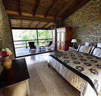 The Stonehouse Retreat - Phillip Island Accommodation