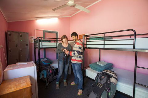 Alice Lodge Backpackers - Phillip Island Accommodation 5