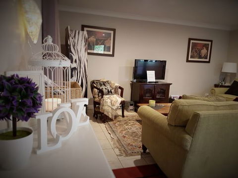 Huntington Cottage - Phillip Island Accommodation 2