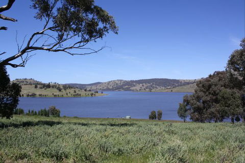 Inland Waters Holiday Parks Grabine Lakeside - Phillip Island Accommodation 2