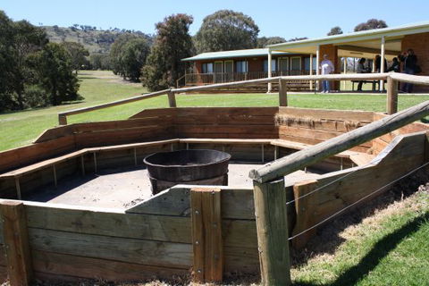 Inland Waters Holiday Parks Grabine Lakeside - Phillip Island Accommodation 4