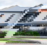 Stay Bathurst - Phillip Island Accommodation