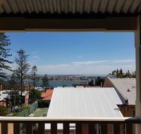 Newcastle Terraces and Apartments - Harbourside Apartment - Phillip Island Accommodation
