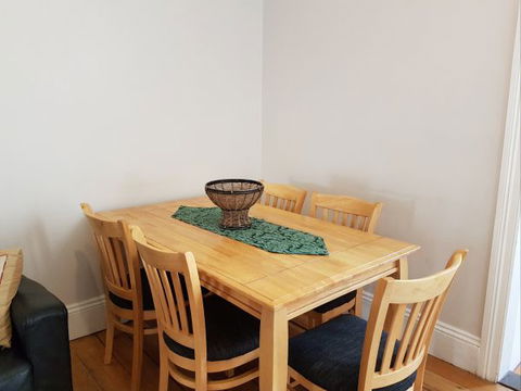 Newcastle Terraces And Apartments - Harbourside Apartment - Phillip Island Accommodation 9