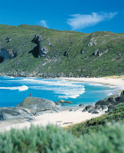 Wolfe Creek Crater Camp At Wolfe Creek Crater National Park - Phillip Island Accommodation 34