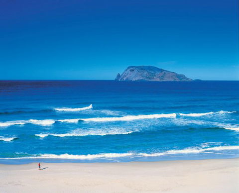 Wolfe Creek Crater Camp At Wolfe Creek Crater National Park - Phillip Island Accommodation 35
