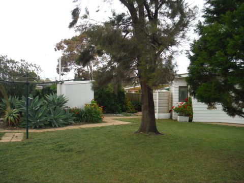 Catalina Cottage - Phillip Island Accommodation 3