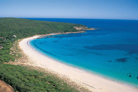Wolfe Creek Crater Camp At Wolfe Creek Crater National Park - Phillip Island Accommodation 5