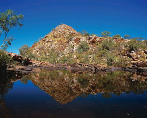 Wolfe Creek Crater Camp At Wolfe Creek Crater National Park - Phillip Island Accommodation 16