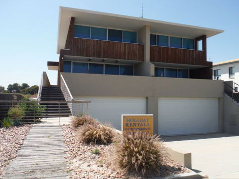 Relax At Tipara - Phillip Island Accommodation 0