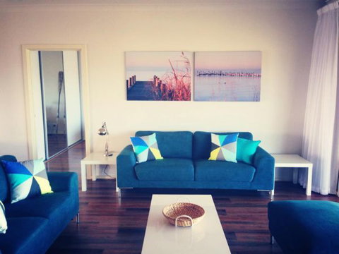 Vintage Oar Holiday House - Phillip Island Accommodation 0