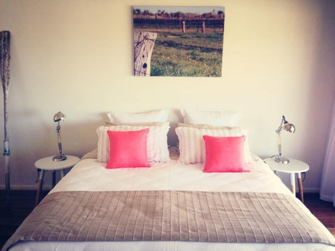 Vintage Oar Holiday House - Phillip Island Accommodation 2