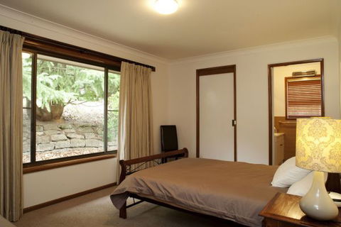 The Jungle Lodge, Blue Mountains Botanic Gardens - Phillip Island Accommodation 3