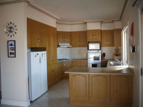 New Ladsys - Phillip Island Accommodation 1