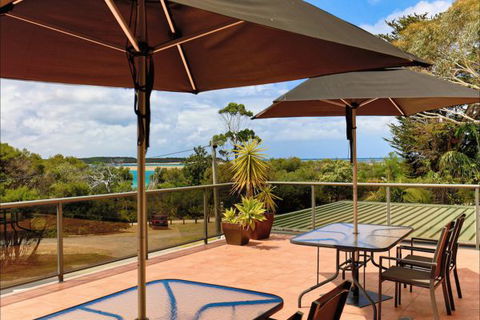 Eugenie's Luxury Accommodation - Phillip Island Accommodation 6