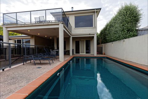 Eugenie's Luxury Accommodation - Phillip Island Accommodation 8