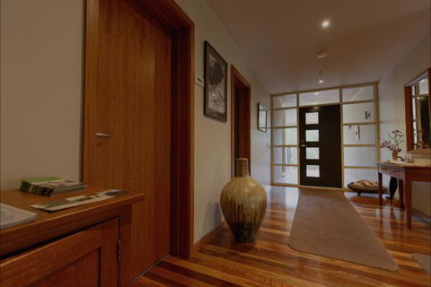 Eugenie's Luxury Accommodation - Phillip Island Accommodation 9