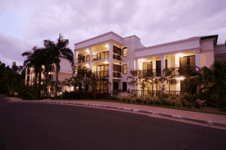 Elysium Apartments Palm Cove - Phillip Island Accommodation