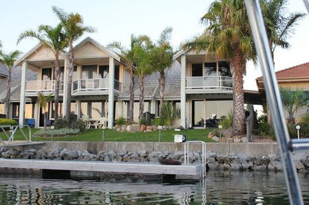 Marina Palms - Phillip Island Accommodation 0