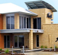 Strath Motel - Phillip Island Accommodation