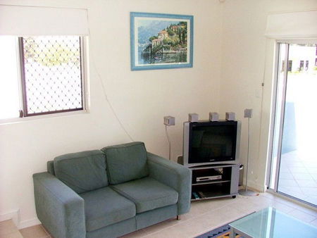 Tasman Beachside Apartments - Phillip Island Accommodation 3